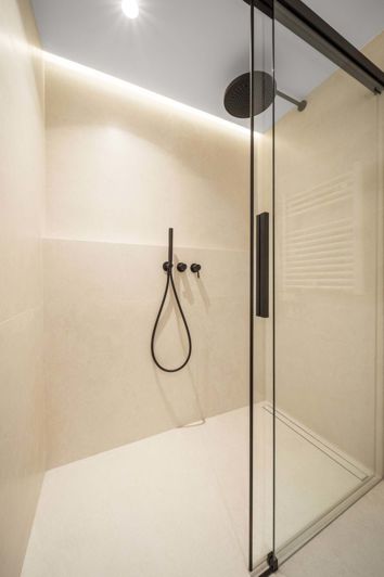 Image No.33-3 Bed Townhouse for sale