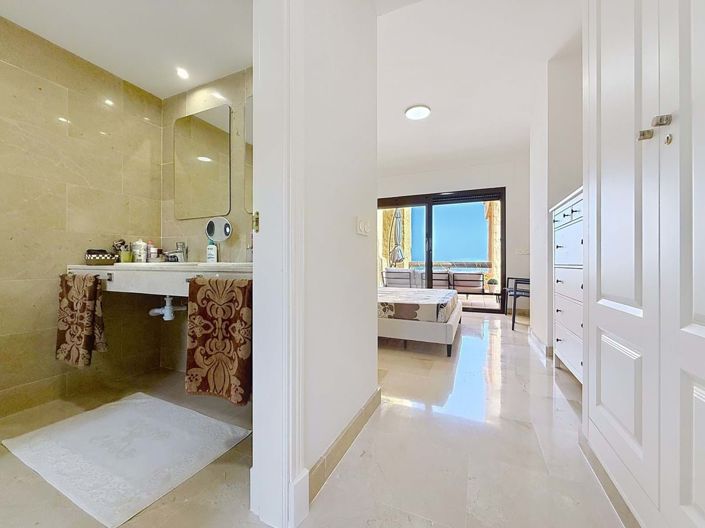 Image No.18-3 Bed Penthouse for sale