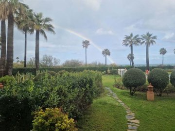 1447-648256-78d1f4f8b6655591b02d22fabb36a692d