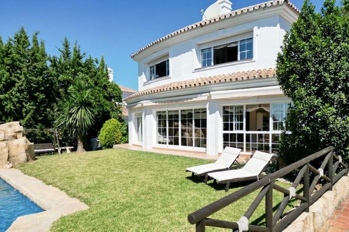 Image No.19-4 Bed Villa for sale