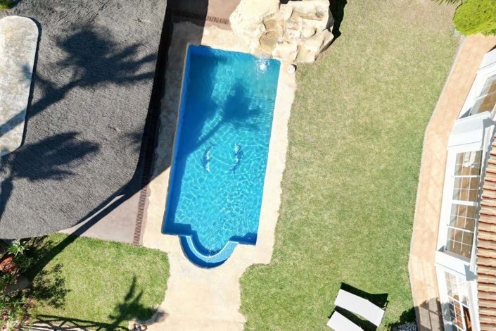 Image No.2-4 Bed Villa for sale