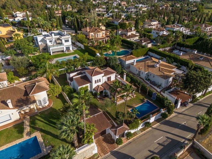 Image No.2-5 Bed Villa for sale