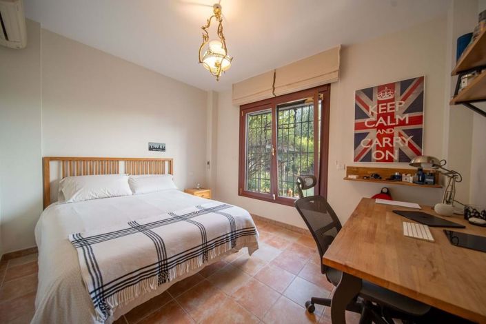 Image No.29-5 Bed Villa for sale