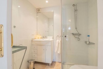 1447-658033-78d1f4f8b6655591b02d22fabb36a692d