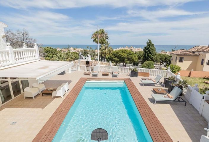 Image No.2-Villa de 6 chambres à vendre à La Cala De Mijas