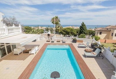 1447-658033-78d1f4f8b6655591b02d22fabb36a692d