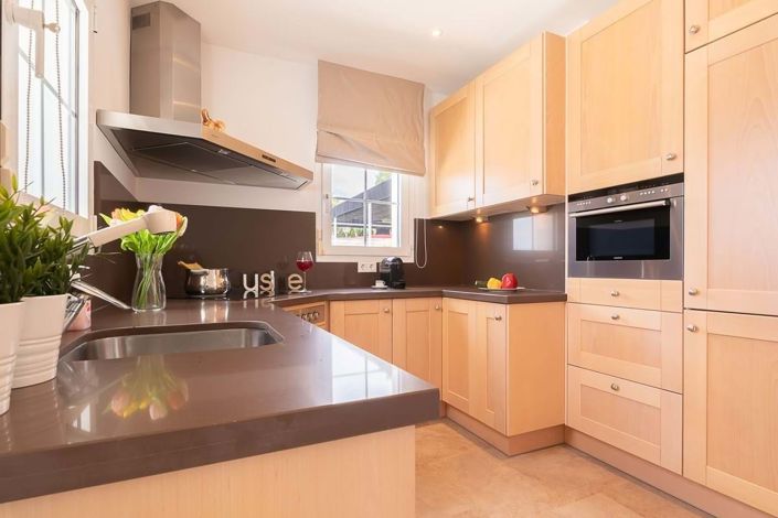 Image No.24-6 Bed Villa for sale