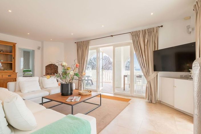 Image No.25-6 Bed Villa for sale