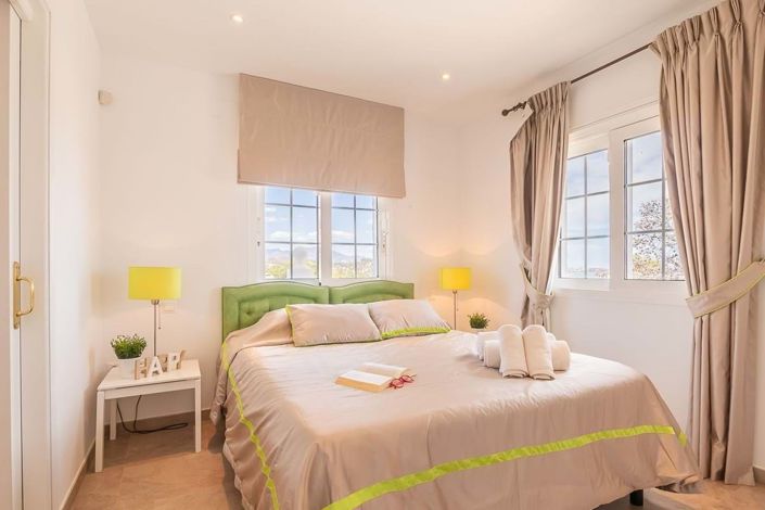 Image No.31-6 Bed Villa for sale