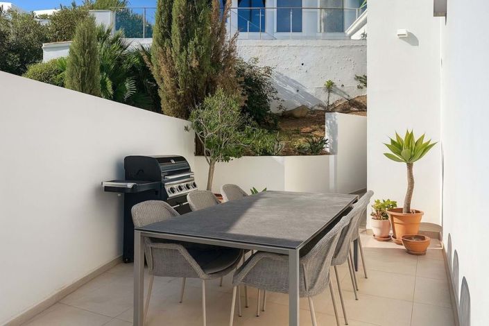 Image No.22-3 Bed Villa for sale