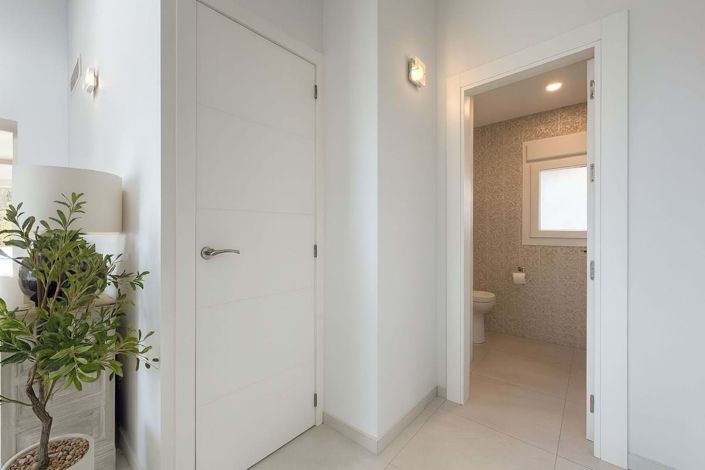 Image No.3-3 Bed Villa for sale