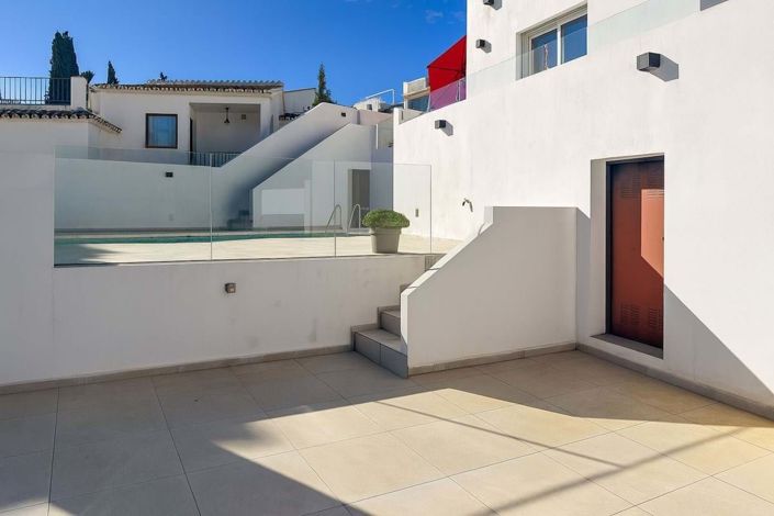 Image No.49-3 Bed Villa for sale