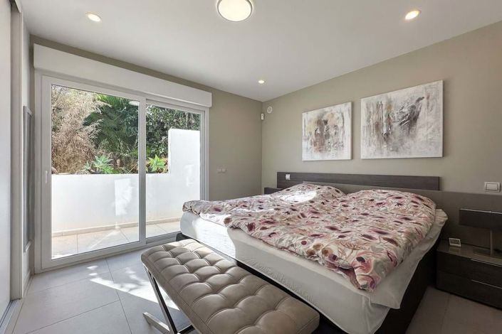 Image No.9-3 Bed Villa for sale