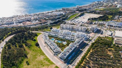 1447-658078-78d1f4f8b6655591b02d22fabb36a692d