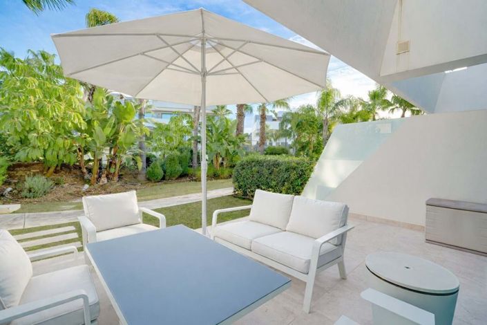 Image No.5-4 Bed Townhouse for sale