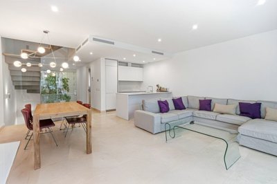 1447-658078-78d1f4f8b6655591b02d22fabb36a692d