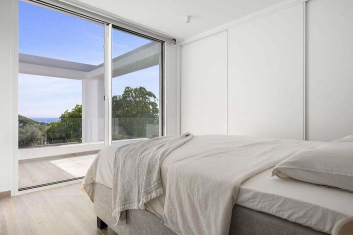 Image No.26-3 Bed Villa for sale