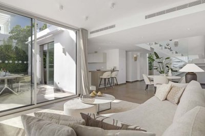 1447-658080-78d1f4f8b6655591b02d22fabb36a692d