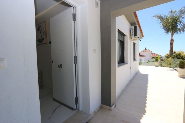 Image No.38-3 Bed Villa for sale