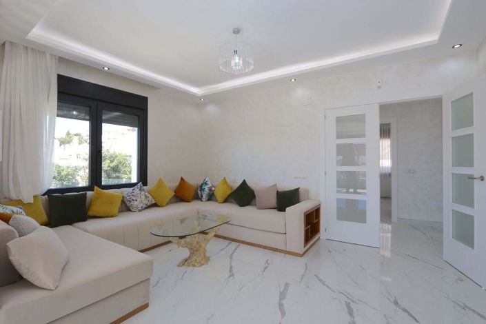 Image No.4-3 Bed Villa for sale