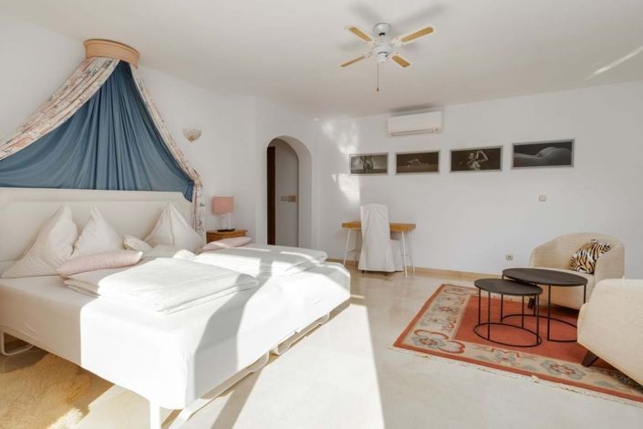 Image No.19-5 Bed Villa for sale