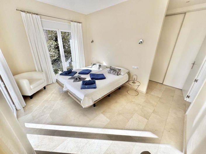 Image No.23-5 Bed Villa for sale