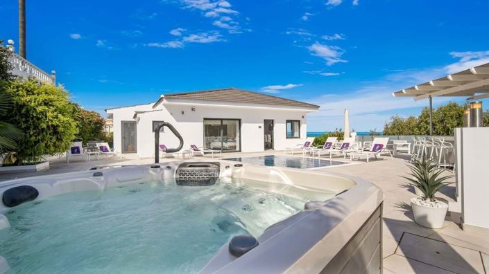 Image No.6-5 Bed Villa for sale