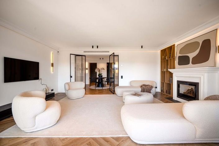 Image No.8-3 Bed Townhouse for sale