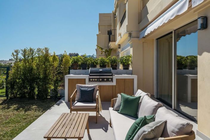 Image No.15-3 Bed Townhouse for sale