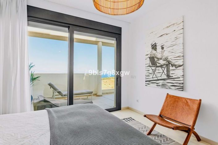 Image No.19-2 Bed Apartment for sale