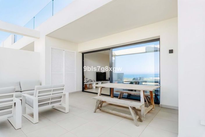 Image No.30-2 Bed Apartment for sale