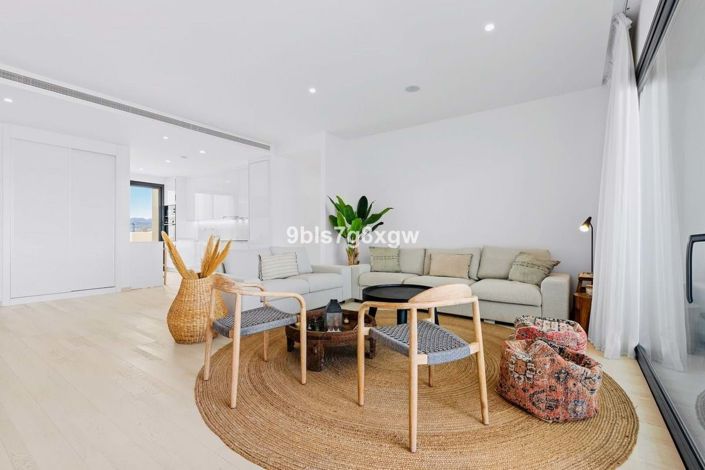 Image No.4-2 Bed Apartment for sale