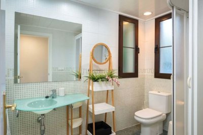 1447-658470-78d1f4f8b6655591b02d22fabb36a692d