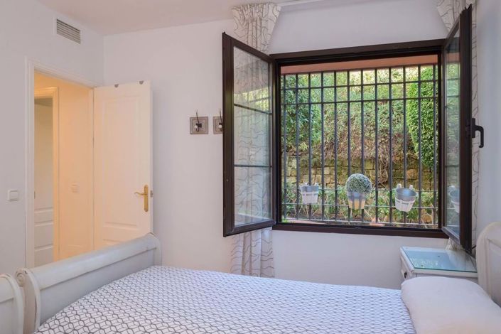 Image No.12-3 Bed Apartment for sale