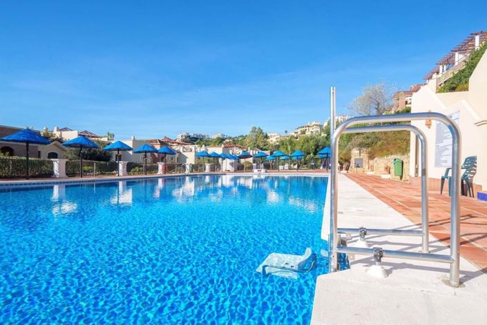 Image No.23-3 Bed Apartment for sale