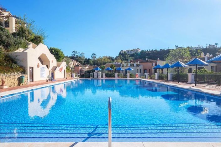 Image No.25-3 Bed Apartment for sale