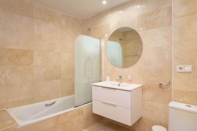 1447-658470-78d1f4f8b6655591b02d22fabb36a692d