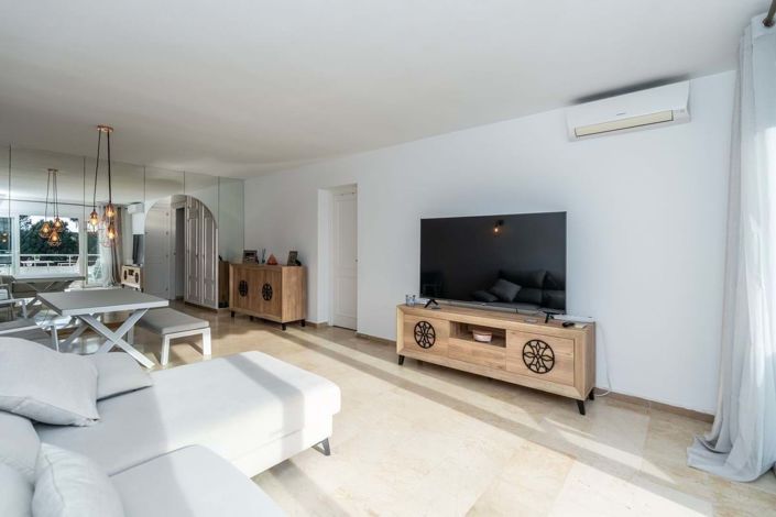 Image No.22-2 Bed Apartment for sale