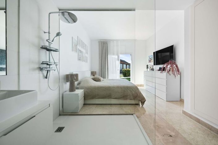 Image No.19-3 Bed Apartment for sale