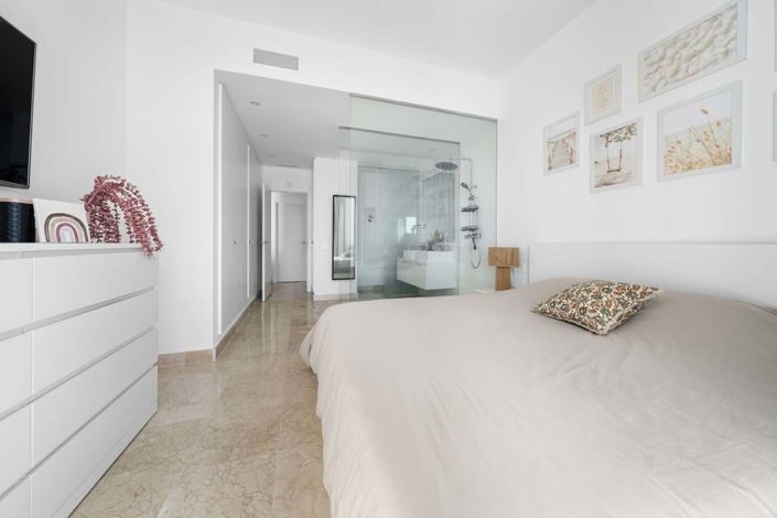 Image No.22-3 Bed Apartment for sale