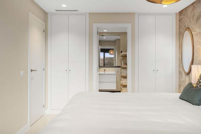 Image No.20-2 Bed Apartment for sale