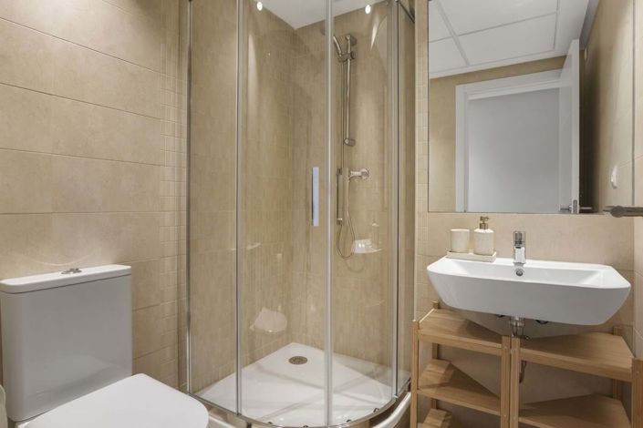 Image No.25-2 Bed Apartment for sale