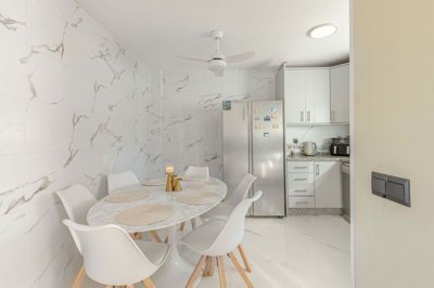 1447-658471-78d1f4f8b6655591b02d22fabb36a692d