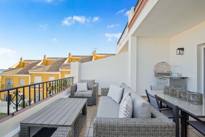 Image No.21-5 Bed Townhouse for sale