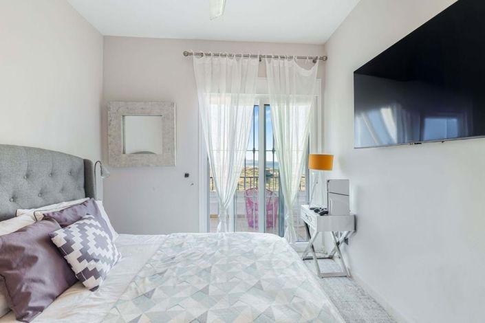 Image No.39-5 Bed Townhouse for sale