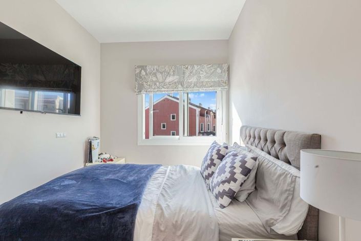 Image No.56-5 Bed Townhouse for sale