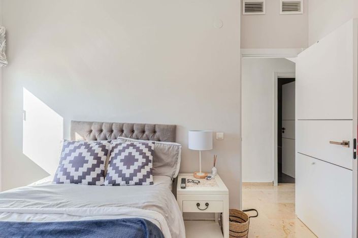 Image No.58-5 Bed Townhouse for sale