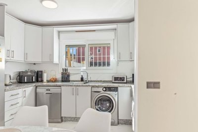 1447-658471-78d1f4f8b6655591b02d22fabb36a692d