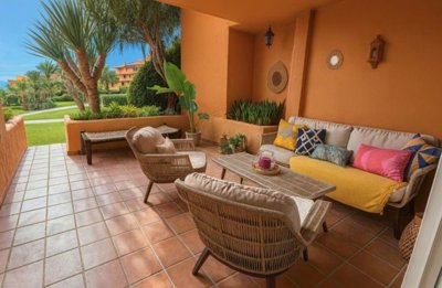 1447-658525-78d1f4f8b6655591b02d22fabb36a692d