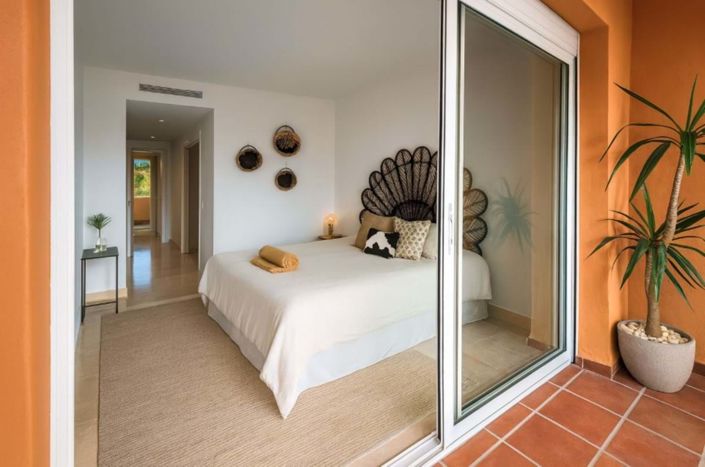 Image No.8-3 Bed Apartment for sale